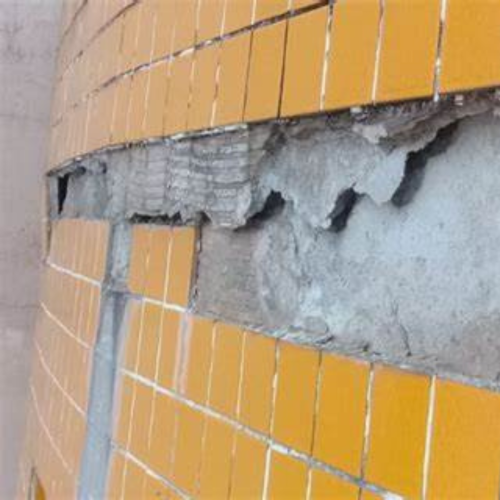 Desplacamento cerâmico